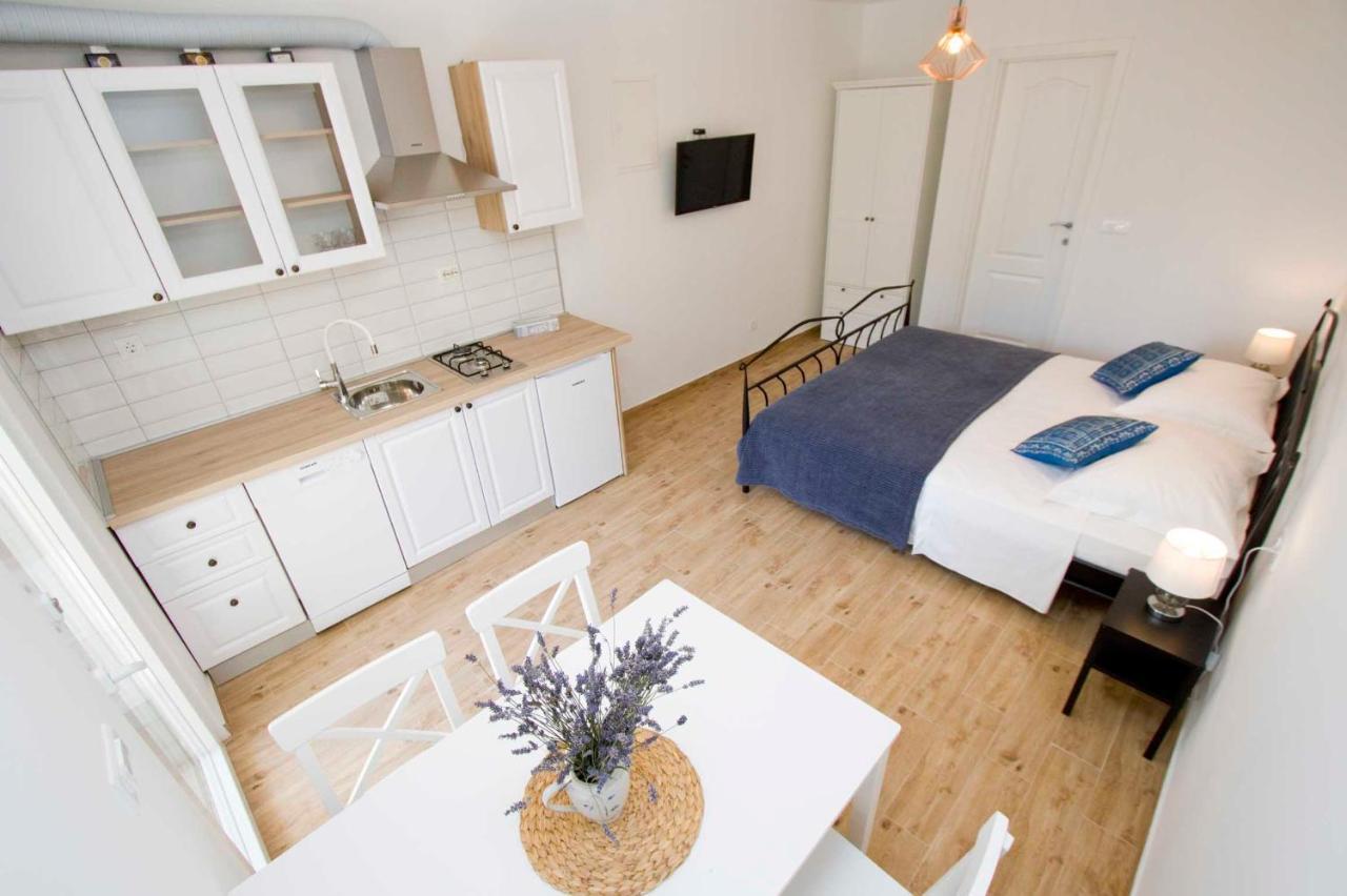 Apartmani Rustica Drasnice Exteriör bild