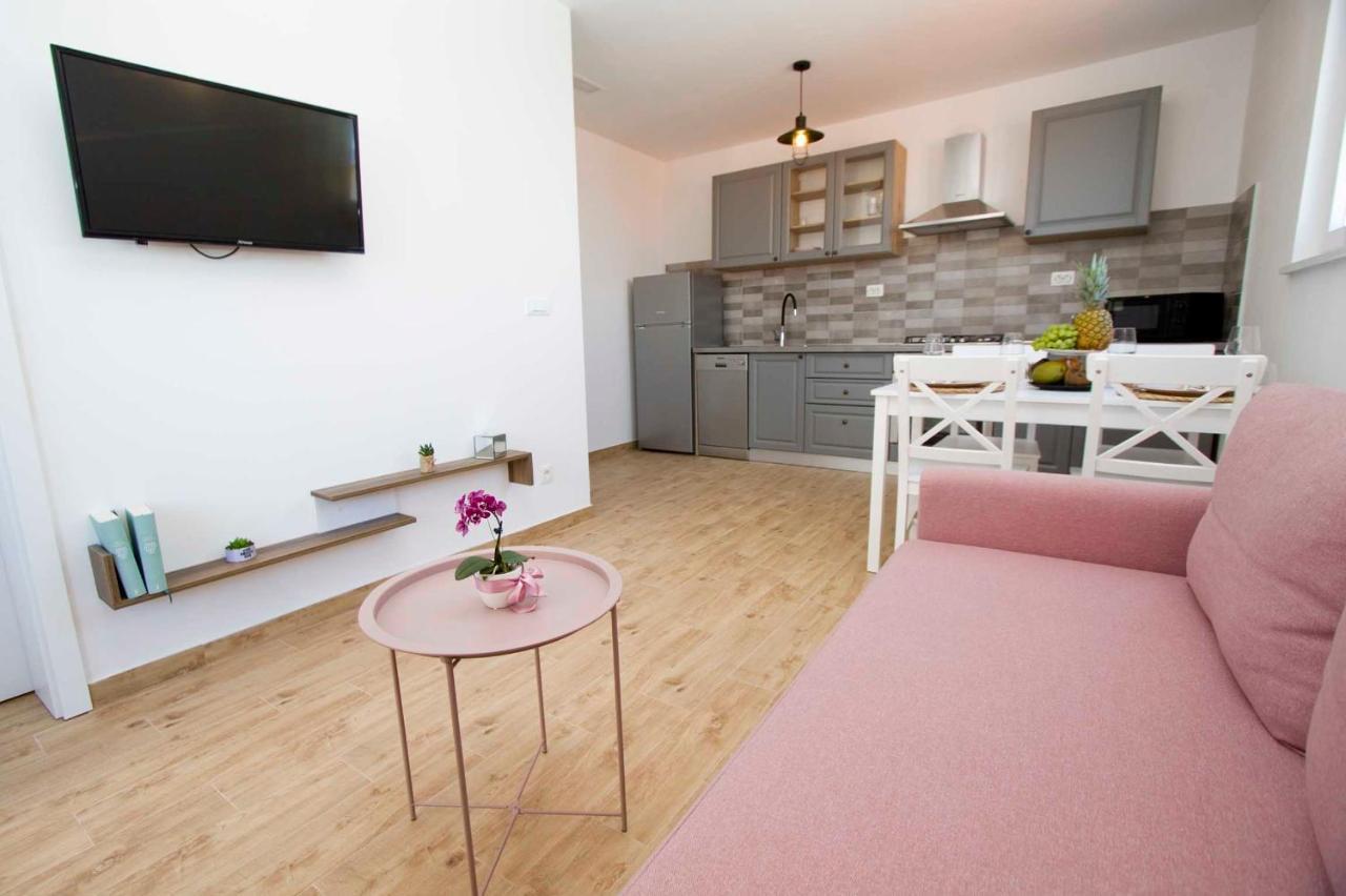 Apartmani Rustica Drasnice Exteriör bild