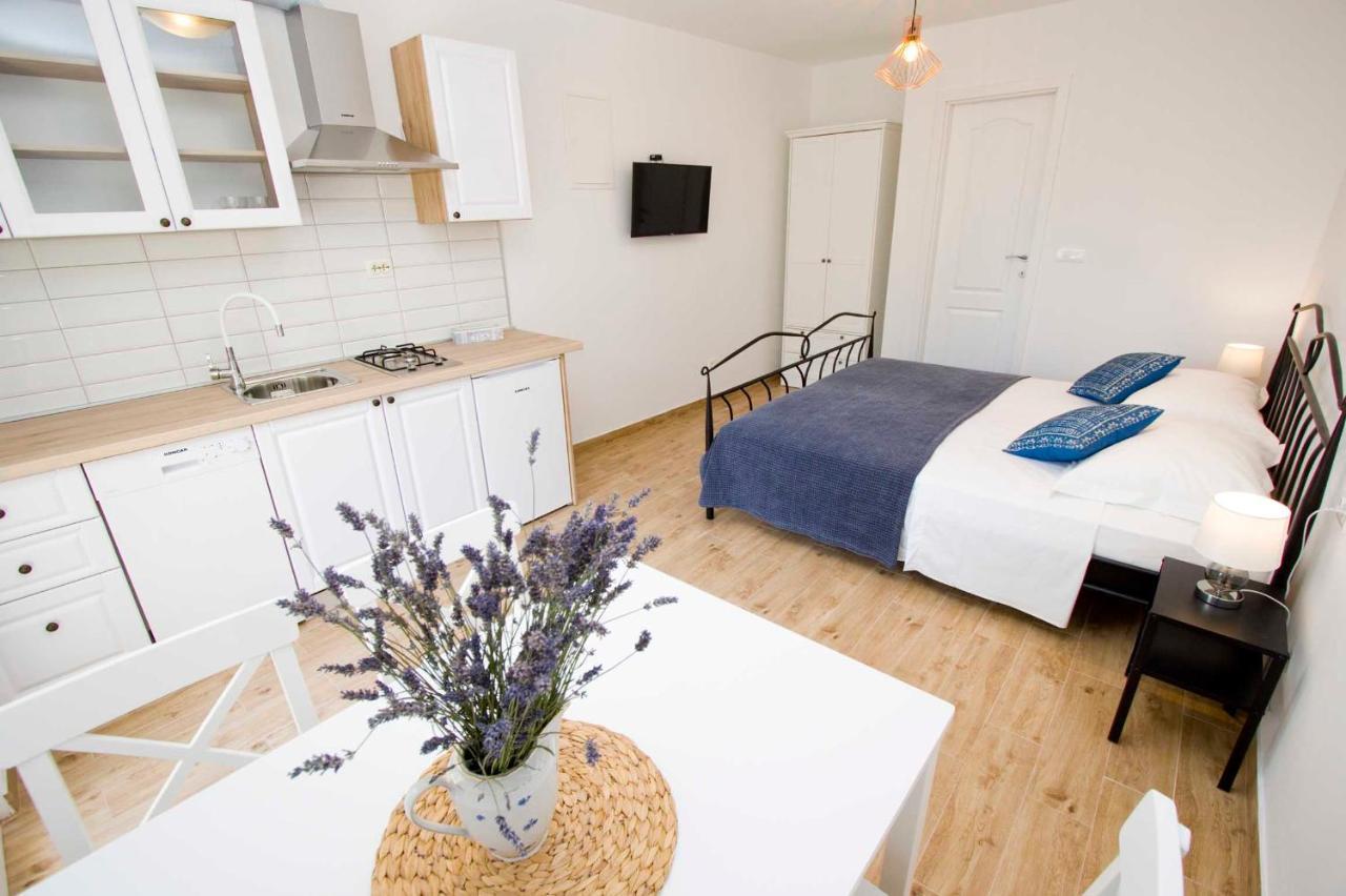 Apartmani Rustica Drasnice Exteriör bild